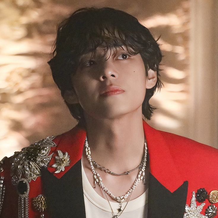 btschartsxdaily's tweet photo. 📊| #V’s “Winter Ahead” re-enters at #195 on Spotify Global Charts with 1.05M streams! 🌎

CONGRATULATIONS V https://t.co/SYA1LV8ZD8