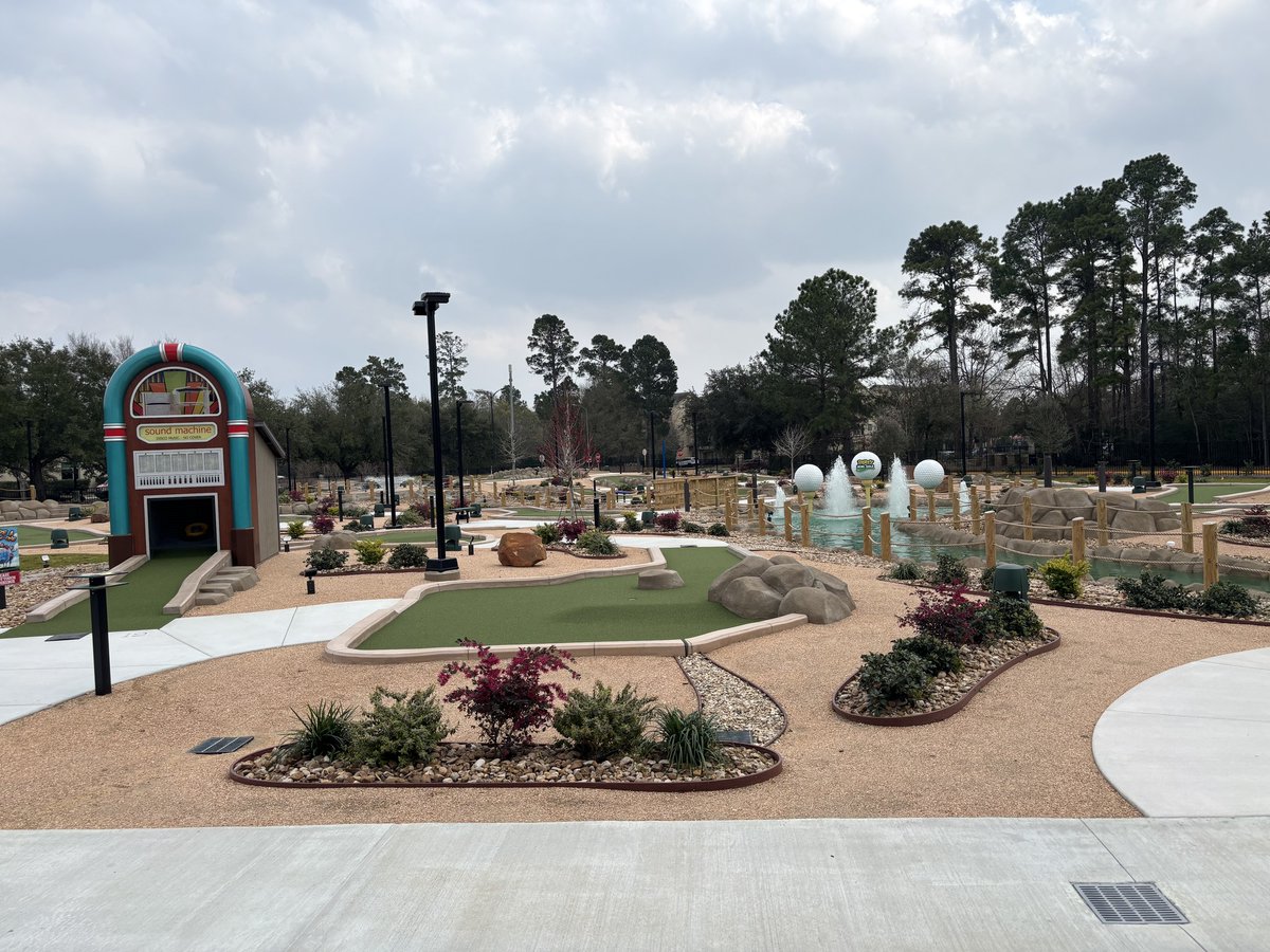 Hey Party Mini Golf family! Brand‑new putting green and two cornhole lanes have been added — even more ways to play, relax, and enjoy time with friends and family.