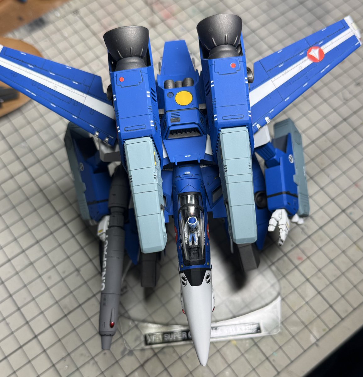ハセガワの1/72ガウォーク本体は一応完成しました、あとどうしようか考え中