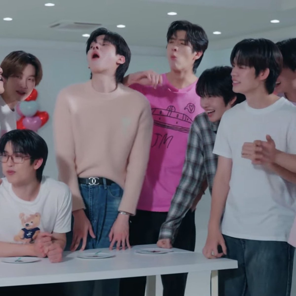 คืออออออ​ 🤣​🤣​🤣​🤣​🤣
#ดูมันเล่นLoveMonthEP
#jimmyohm #จิมมี่โอม