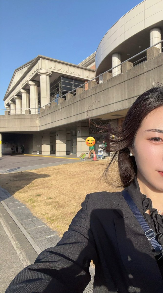 tomomy72pf's tweet photo. 今日は中部日本個人重奏コンテスト(通称ソロコン)の高校生ちゃんのチューバの伴奏でした。頑張ってた👏これからの益々の飛躍を願っています。
演奏曲は、ドン・ハダット/チューバ組曲
Don Haddad / Suite for Tuba Tuba in C (B.C.) and Piano

今日はあたたかかったけど、風が強かった🍃 https://t.co/ICsoR5GNbc
