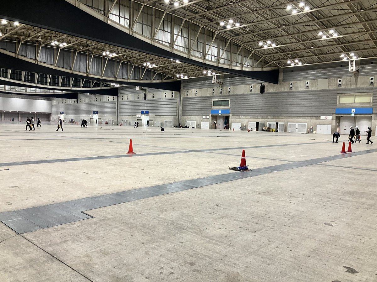 CP＋2026搬入作業スタート！👷🔨

CP＋事務局現場入りしました！
なにもない会場が3日後どんな姿になっているのか、、お楽しみに🌟

#CPプラス2026