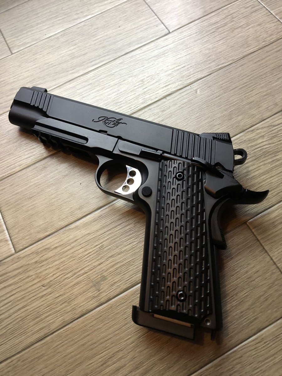 stealthgadgets's tweet photo. Kimber Warrior: Precision, Power, Performance.

🔹 Caliber: .45 ACP
🔹 Capacity: 7 or 8 rounds
🔹 Barrel: 5" Match Grade
🔹 Weight: ~40 oz (unloaded)
🔹 Ideal for: Duty, Tactical, Defense

#Kimber #KimberWarrior #1911 #45ACP #Tactical https://t.co/Vb1K28LWq2