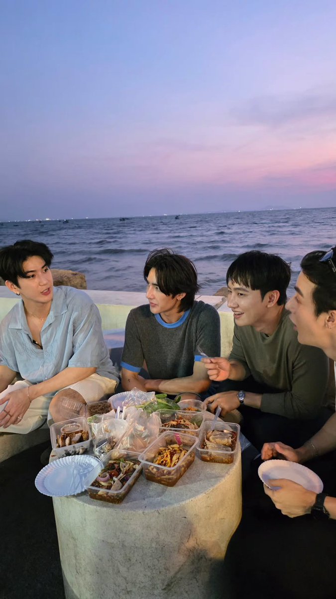 🌊

IGs: ping_krittanun update ✨

@sea_tawinan
#sea_tawinan  #ChaoTalay #ชาวทะเล