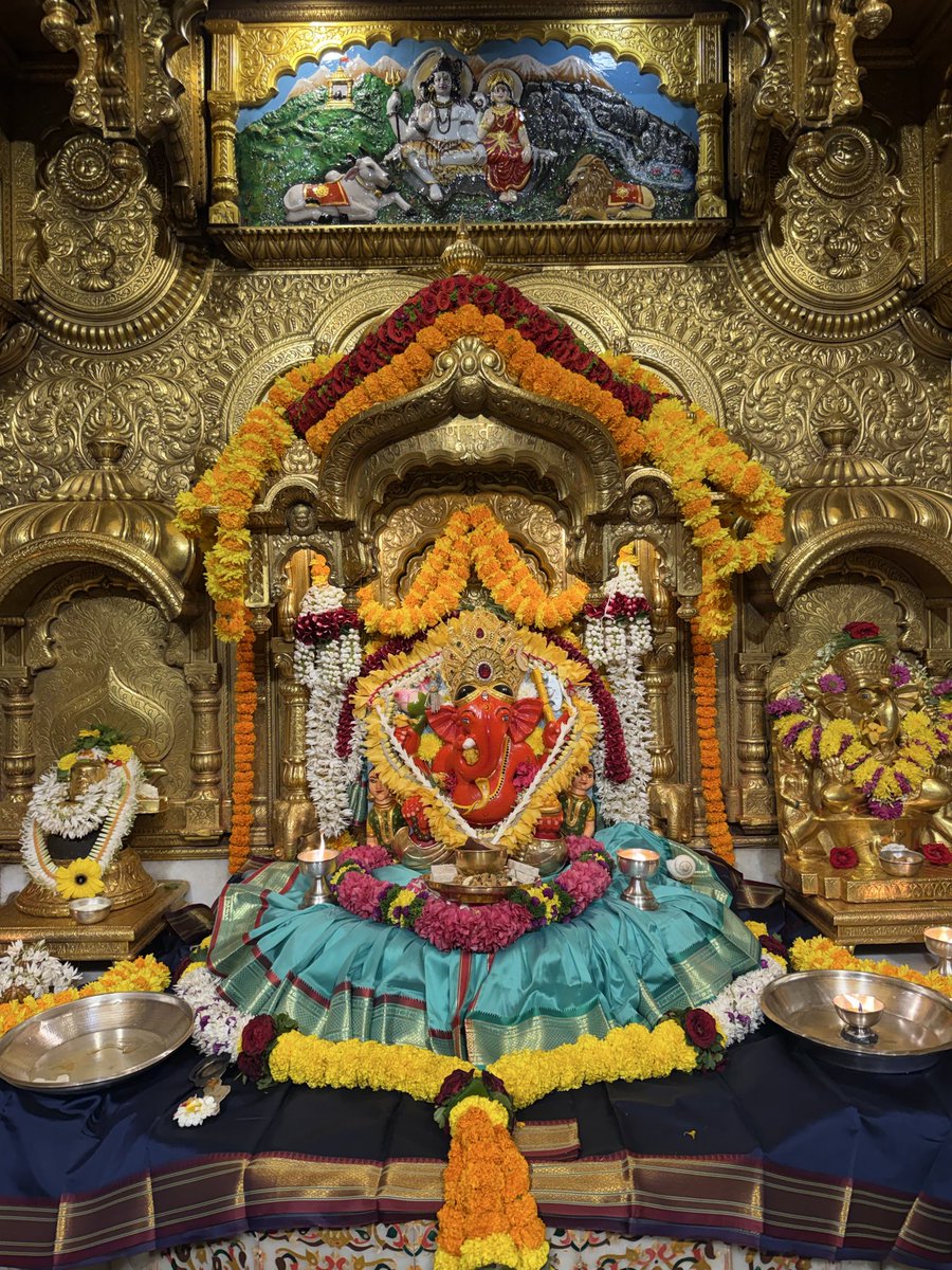 🙏 गणपती  बाप्पा मोरया 🌺मंगलमूर्ती मोरया 🙏२३/०२/२०२६
🙏Ganapati Bappa Moraya 🌺 Mangalmurti Moraya  🙏23/02/2026