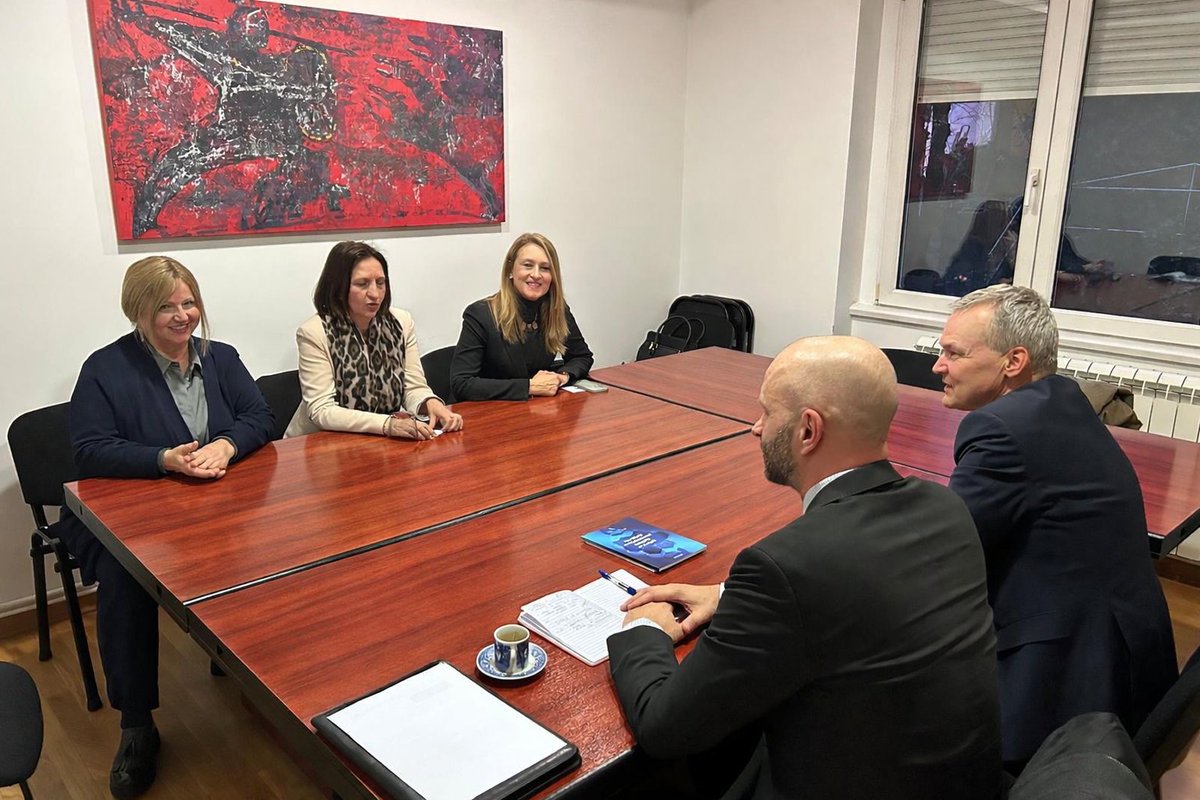 Dutch Embassy in Serbia and in Montenegro tweet media