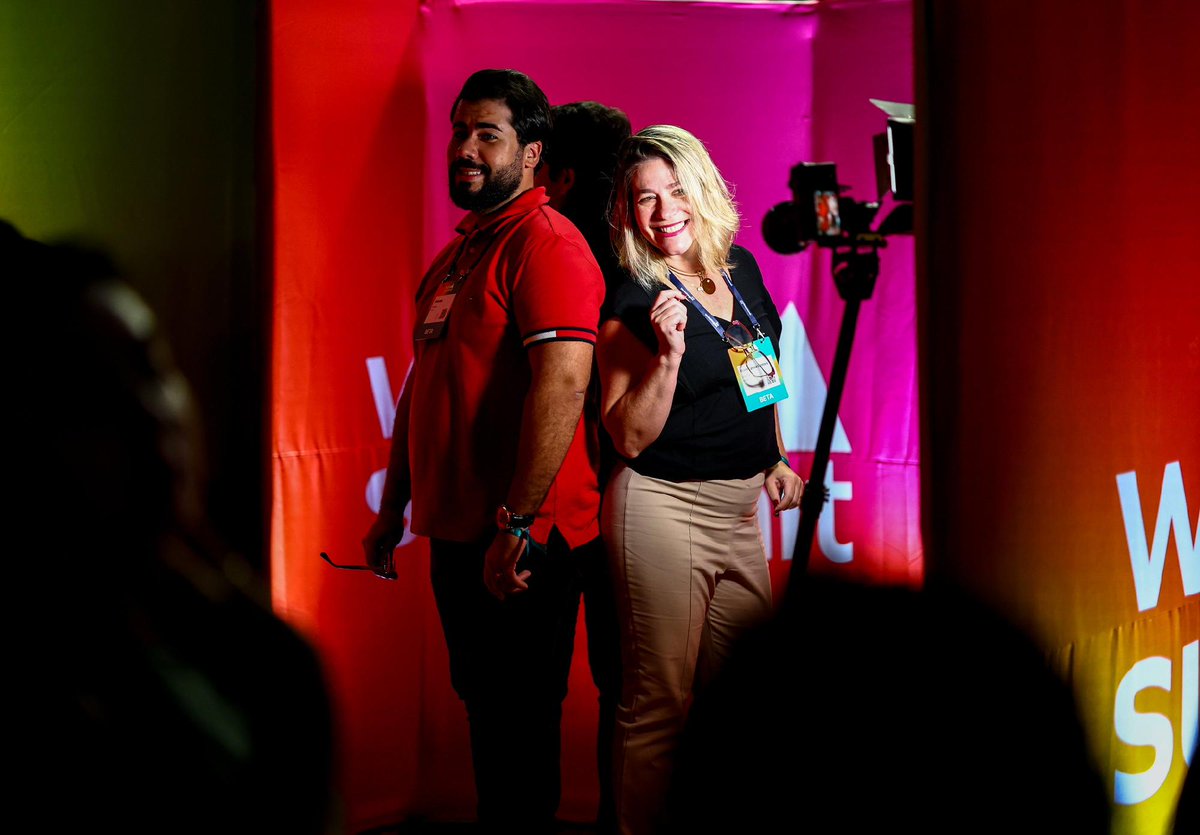 Web Summit tweet media