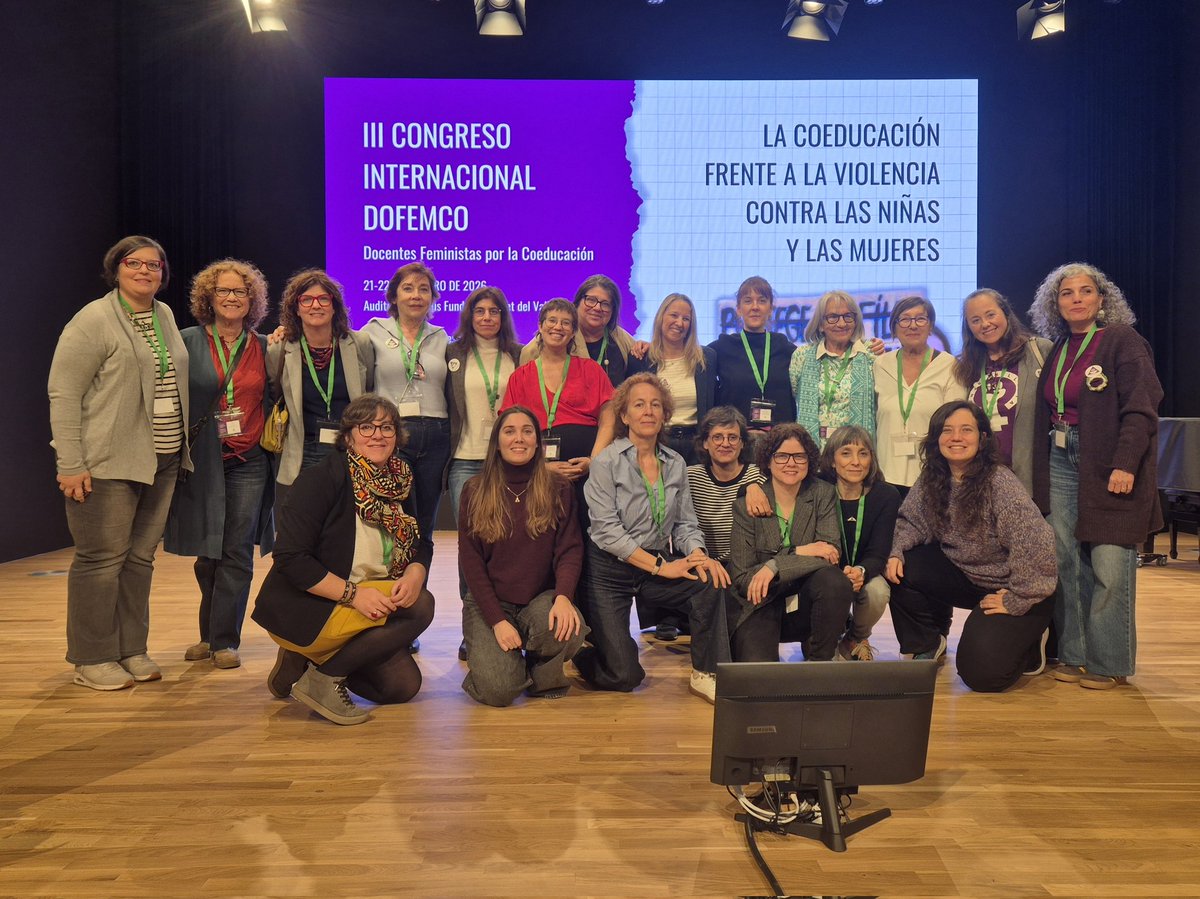 María L tweet media