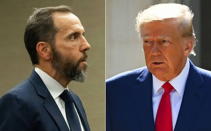 U.S. officials say Judge Aileen Cannon has permanently blocked the release of Jack Smith’s classified report, ruling that sharing it would be unfair to Donald Trump and his former co-defendants.