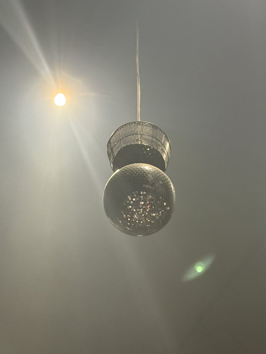 Zepp Haneda! Thank you everyone. I‘m very happy! #hanabie ❤️‍🔥 #花冷え。
#hanabiejapantour2026