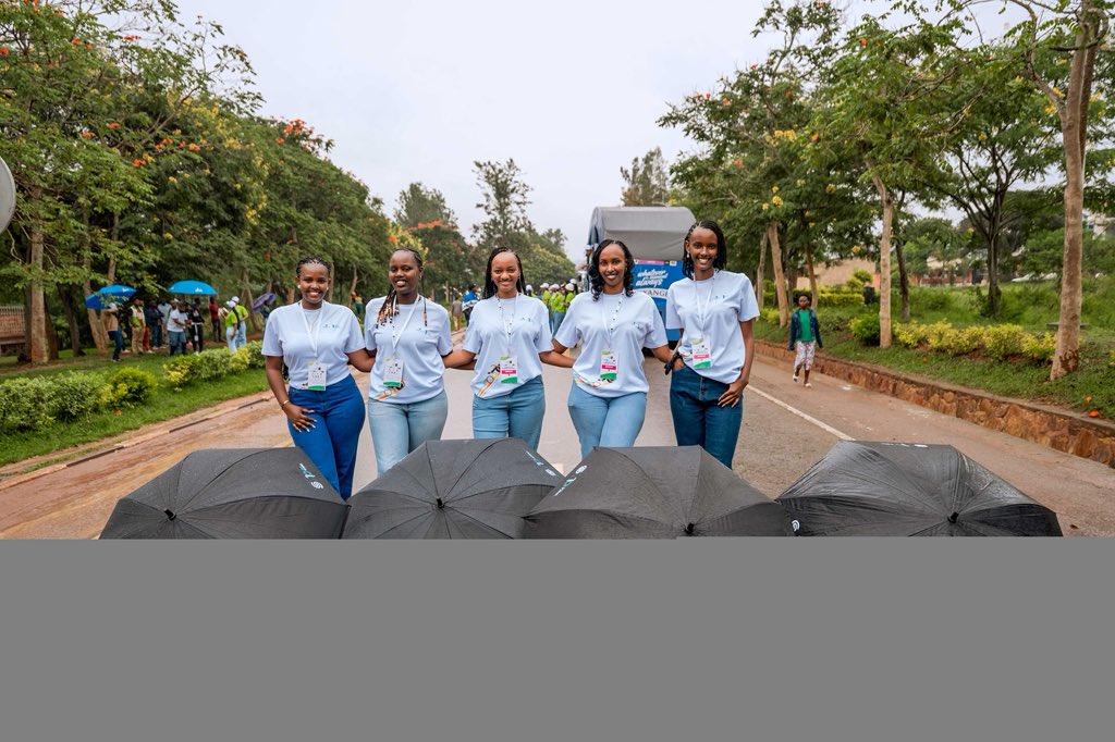 Sensitive Group (SGL) tweet media