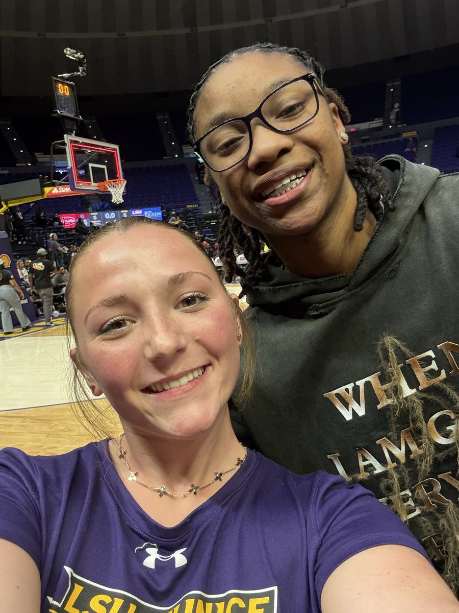 CATCLASSOF26's tweet photo. Yeah this happened!  Go Tigers!!! https://t.co/jKoD276jHF