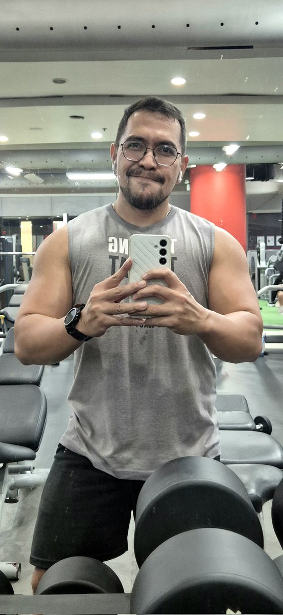 urbandud tweet media