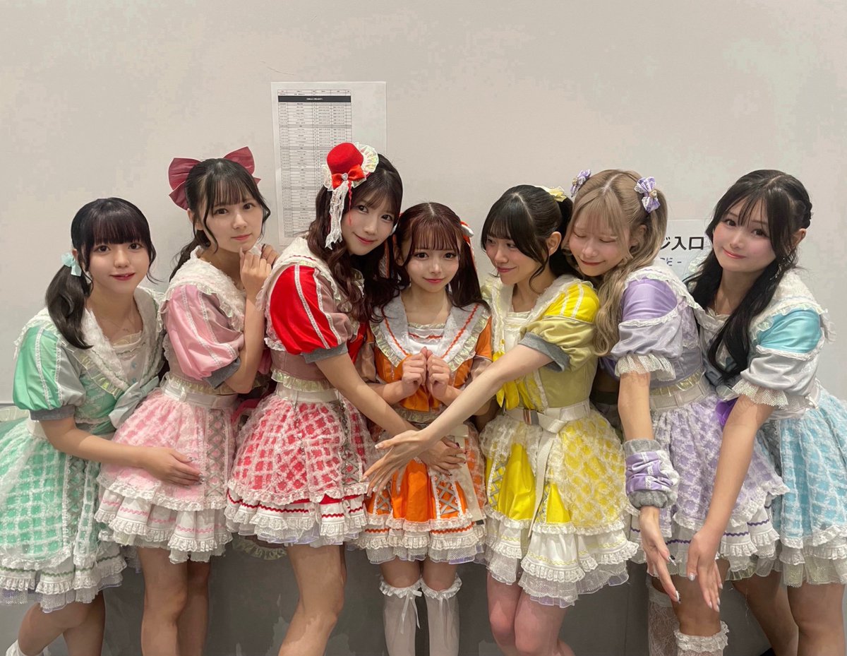 この衣装を最後にも着れて嬉しかったよ🥹💭💭💭 思い出沢山あるᐡ ̳ᴗ