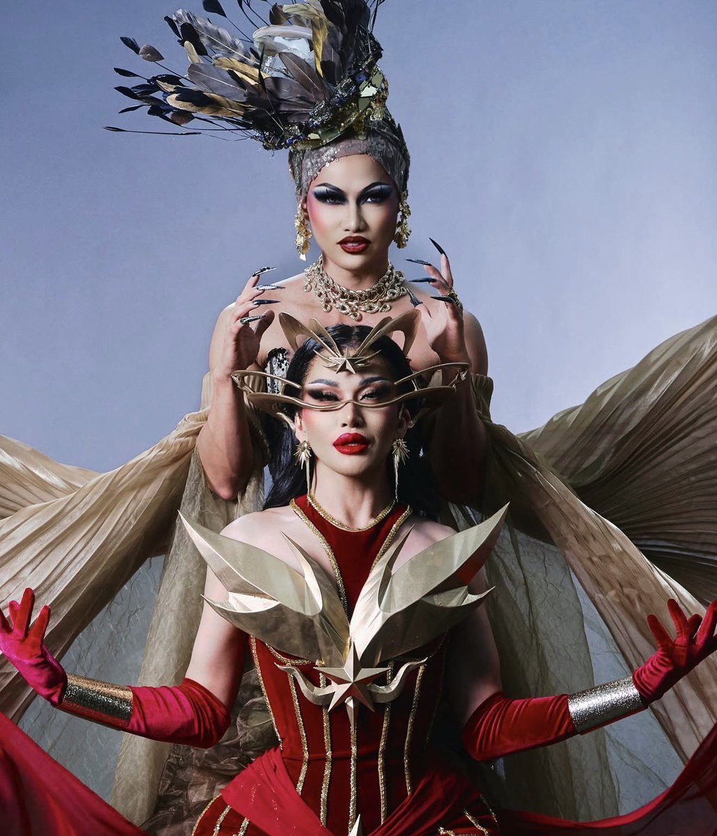 The stage might not have given her the crown, but she has long been hailed as queen by her queens and her people 💫