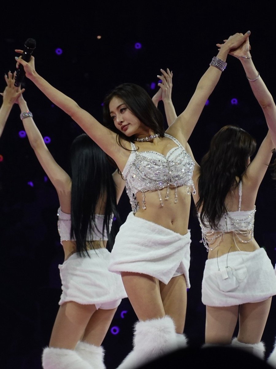 WithPJihyo's tweet photo. gorgeous God Jihyo https://t.co/5U4PG2IwQ3