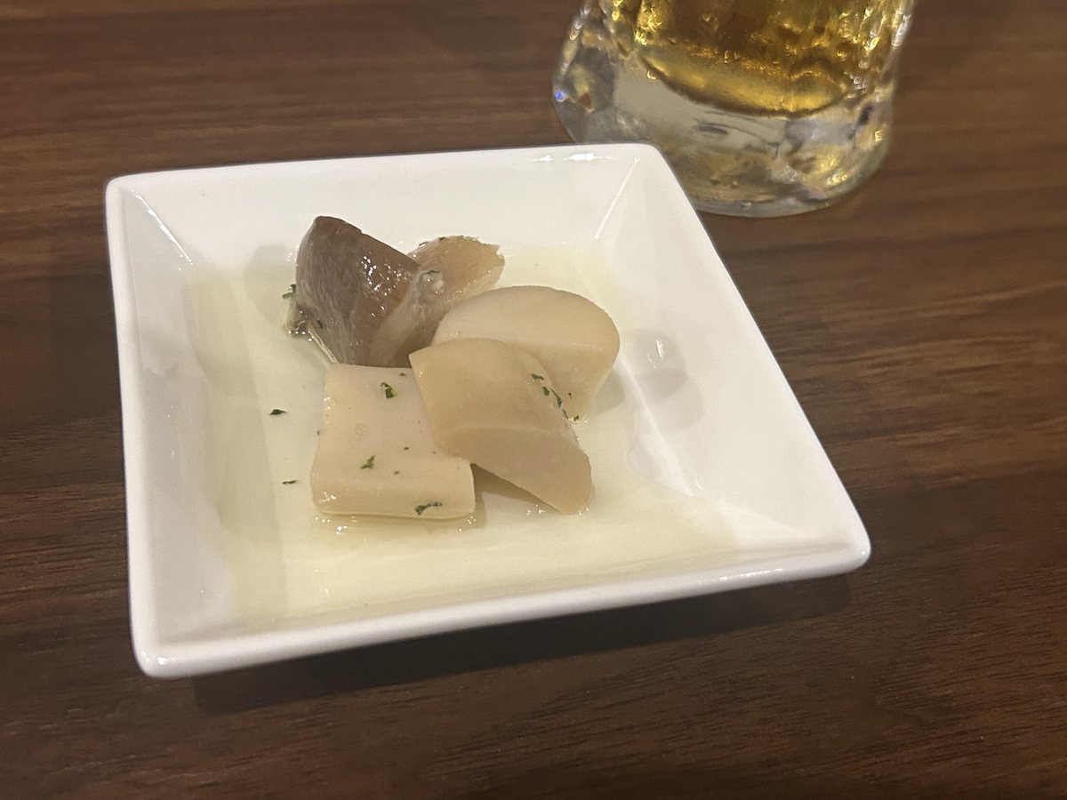 zeketan0's tweet photo. 🍺🍄🥩🐟🐷
#TABERI https://t.co/CwVvJjespQ