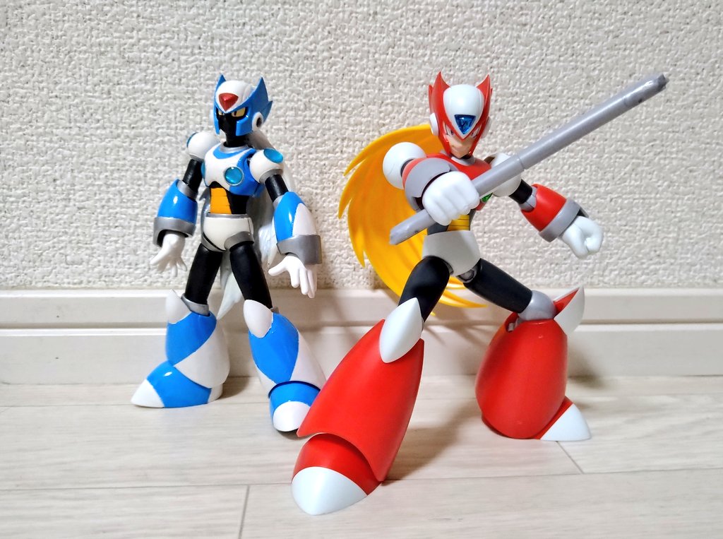 うちのヴィアと撮影しました☺️
完成！！いやーかっこいいっすゼロ！！
X4の回想のゼロが再現できるなんて考えもしなかった！！これはオススメ！！