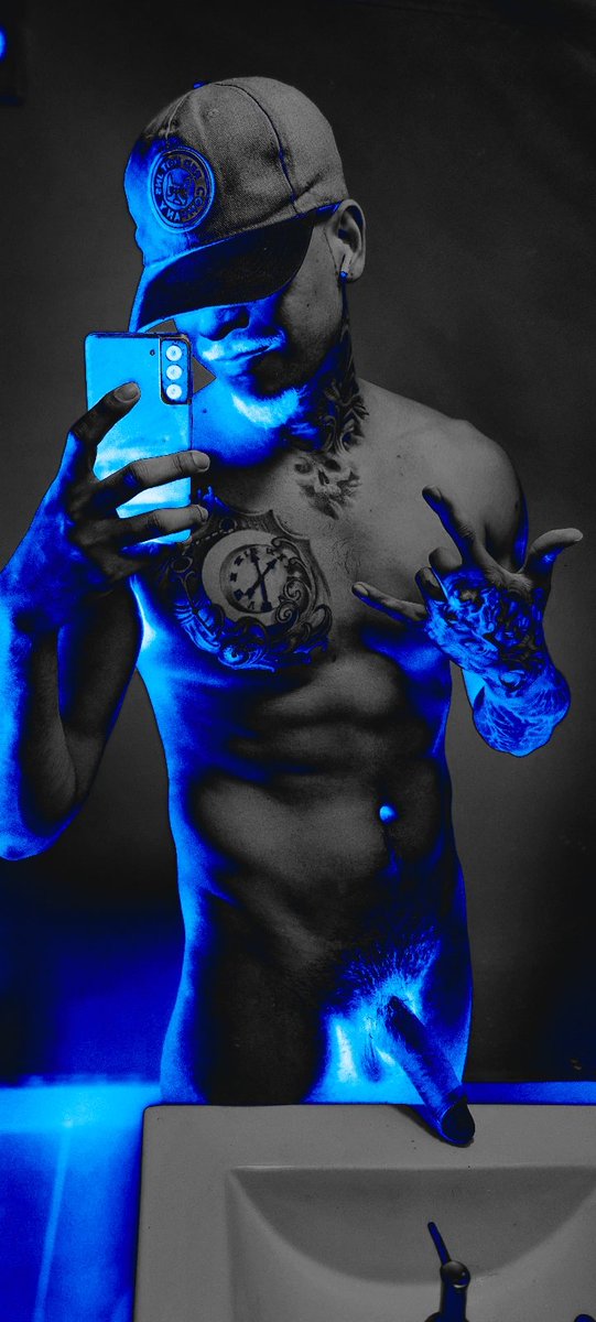 "X es para los seguidores, pero mi link es para los que quieren exclusividad total. 🖤 Ven a ver lo que preparé hoy allmylinks.com/dead-lestad