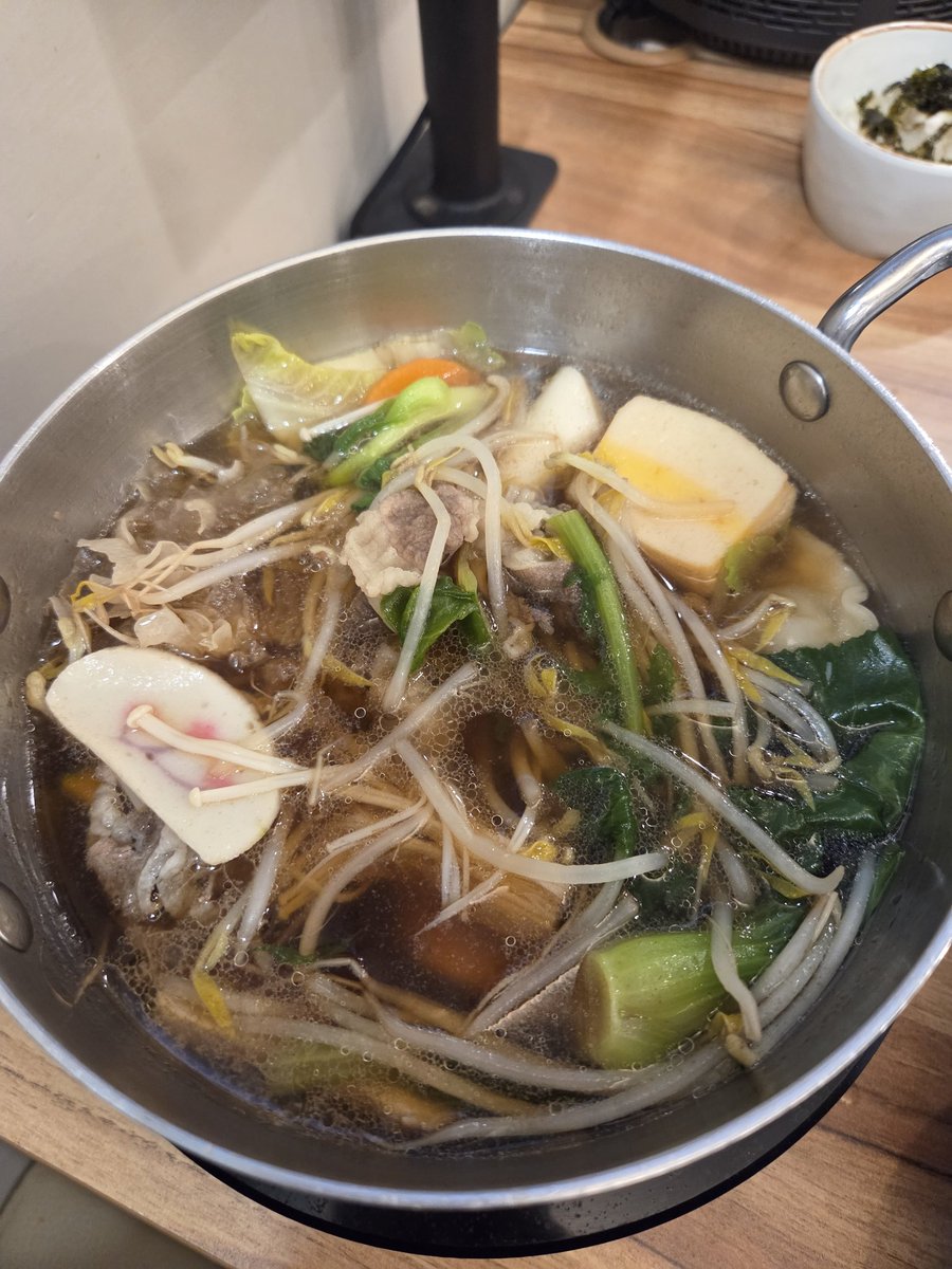 보여주기 tweet media