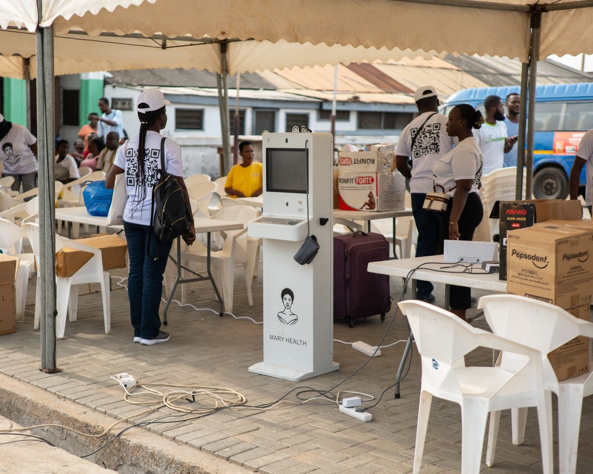 MaryHealthGH's tweet photo. Last week, we had an extremely exciting time in Osu, during our free screening exercise for residents.  

We would like to say a big thank you to the chiefs and people of Osu for their warm reception and acceptance of Mary Health and our products in the community.  #Ghana https://t.co/LqjP7WDPqt