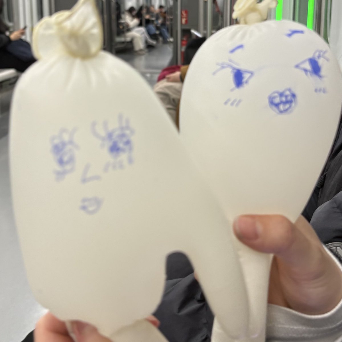 의도한 것                                     만들어진 것