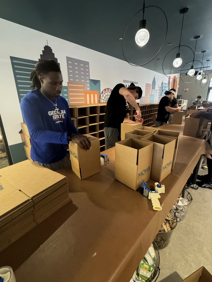 Dell McGee tweet media