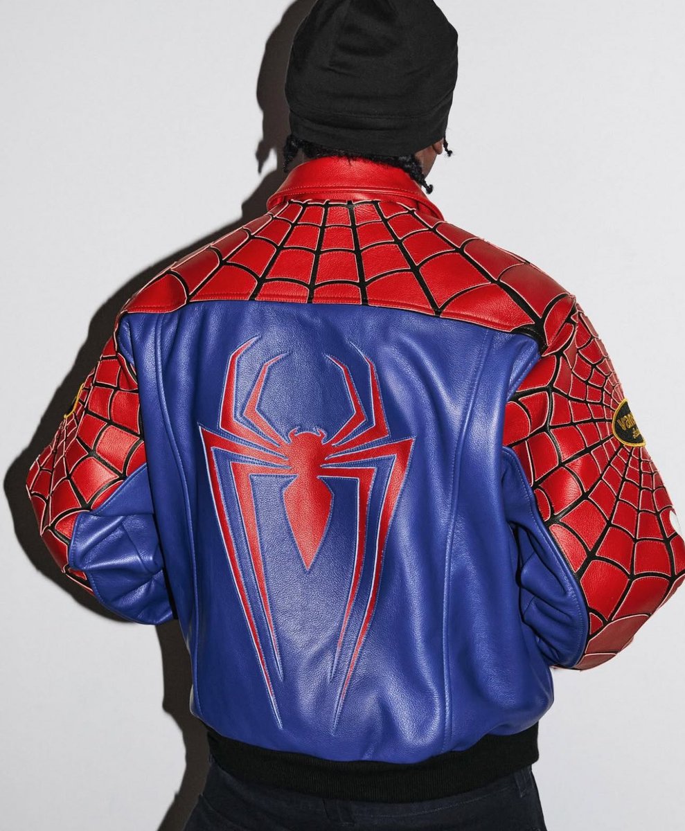 🚨 SUPREME x SPIDER-MAN 

Une collaboration vient d’être annoncée !! 🕸️