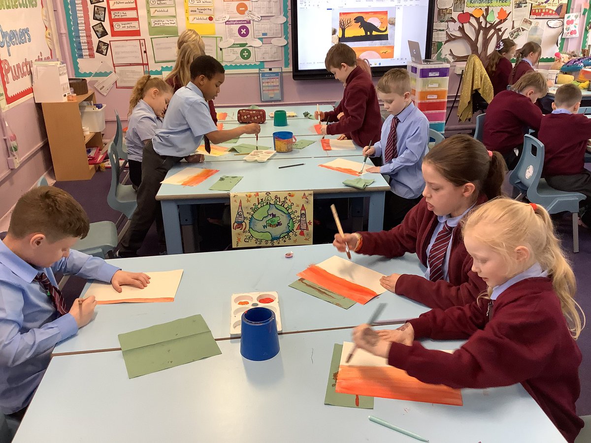 MrsCowanP4_5's tweet photo. P4/5 are using their painting skills as they create a watercolour background 🦖🦕 @TownheadPS #NewTopic #dinosaurs https://t.co/3d3ffzMf0s