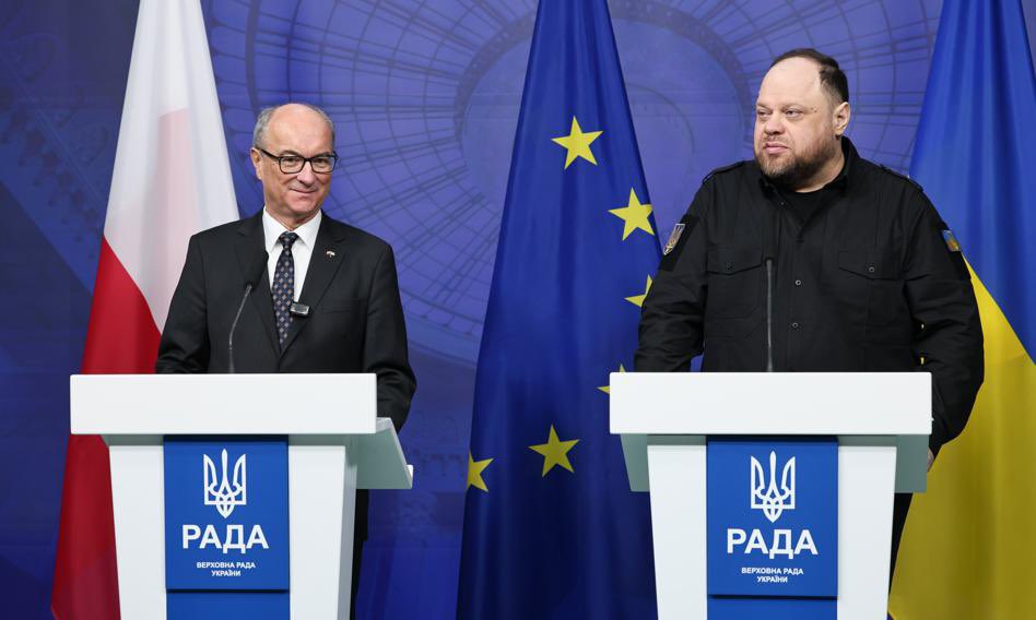Krzysztof Śmiszek tweet media