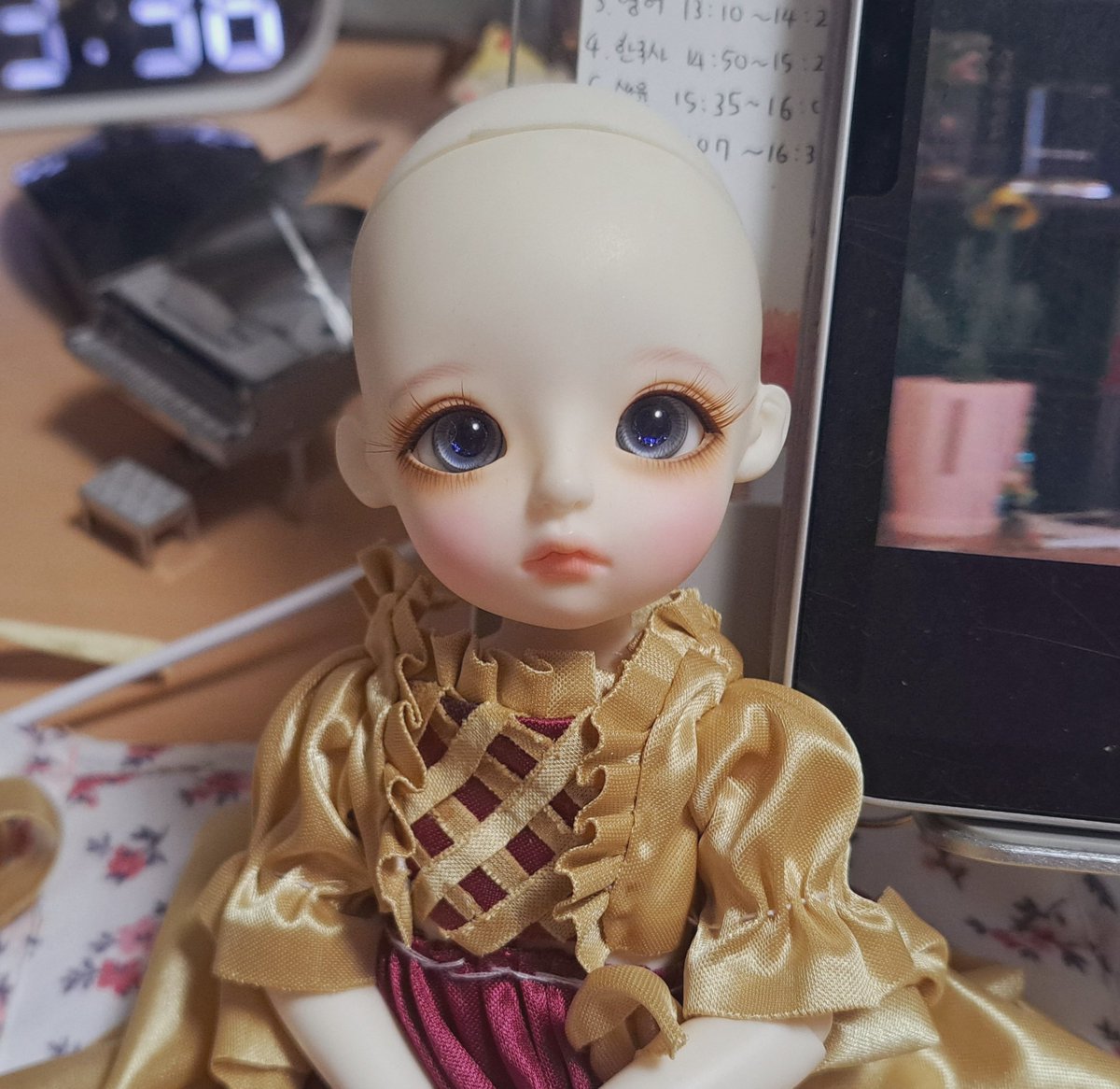 MozziLua7613's tweet photo. 항상 생각하는건데 멜리사는 진짜 얼굴 조형이 넘넘 예쁨...사랑스러움...
모든 각도에서 다 사랑스러워..✨️🩷 https://t.co/HN58KnCGiu