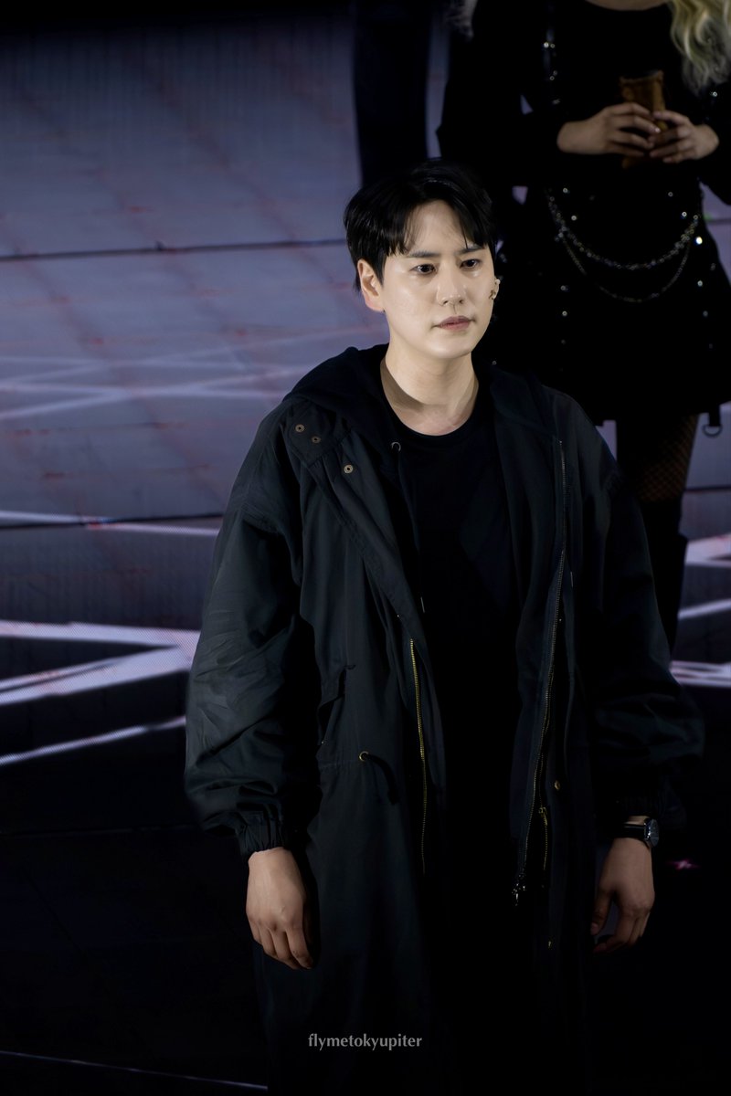 flymetokyupiter tweet media