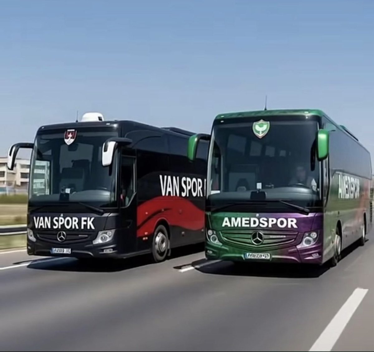 Bi vanlı olarak Amed spora başarılar dilerim Van spor bu maçı Amed spora armağan etsin ❣️