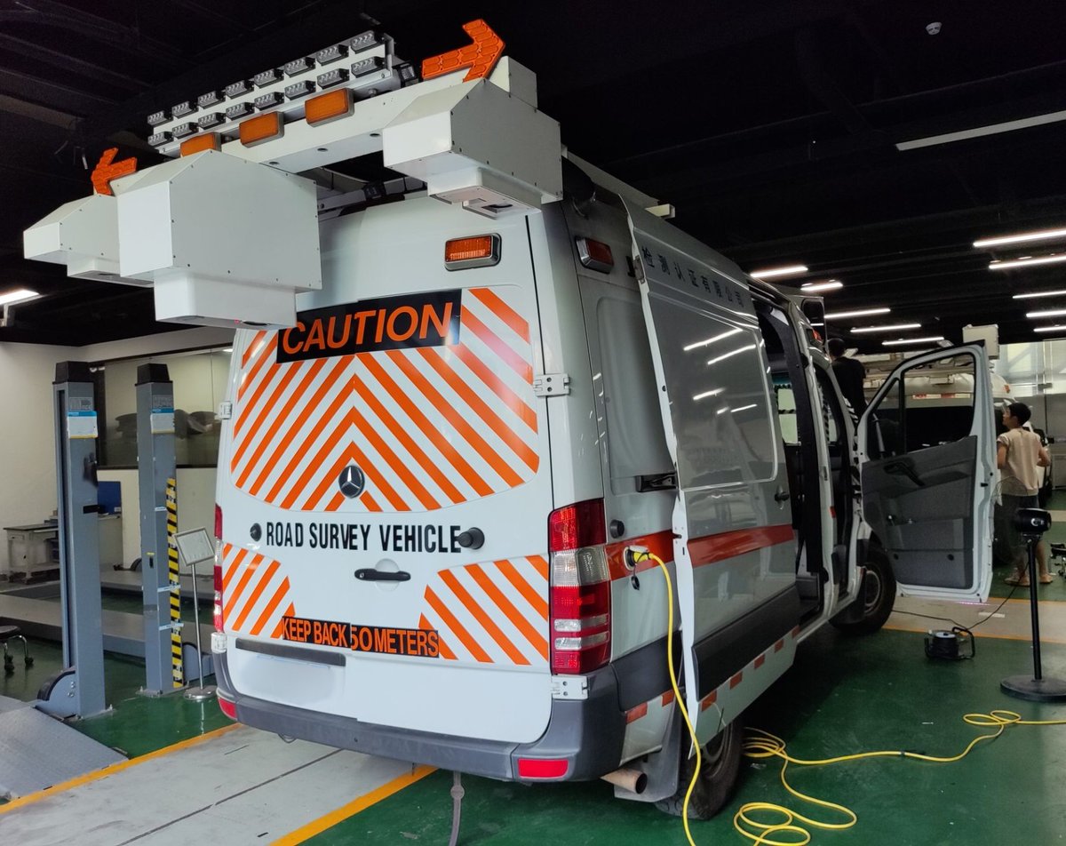 miahuang1120's tweet photo. 🛣️ The severity of road damage seriously affects the speed of the vehicle and road. 🚗💨The TBTCDS-2 Laser Crack Detecting System is an advanced instrument to detect these damages! 

👉Website: https://t.co/mjpUVUTYZP 
 
#TBTSCIETECH #lasercrackdetectingsystem   #roadtesting https://t.co/2jnCecLxdJ