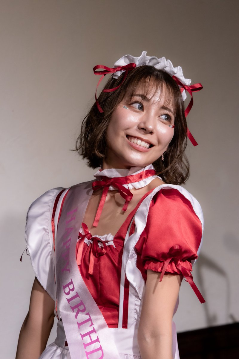 みやり某年齢の誕生日おめでとう！自由自在な客イジりから活き活きし過ぎの奔放トーク、これぞみやりのイベントだなと。今年も良い1年に！

#宮崎理奈