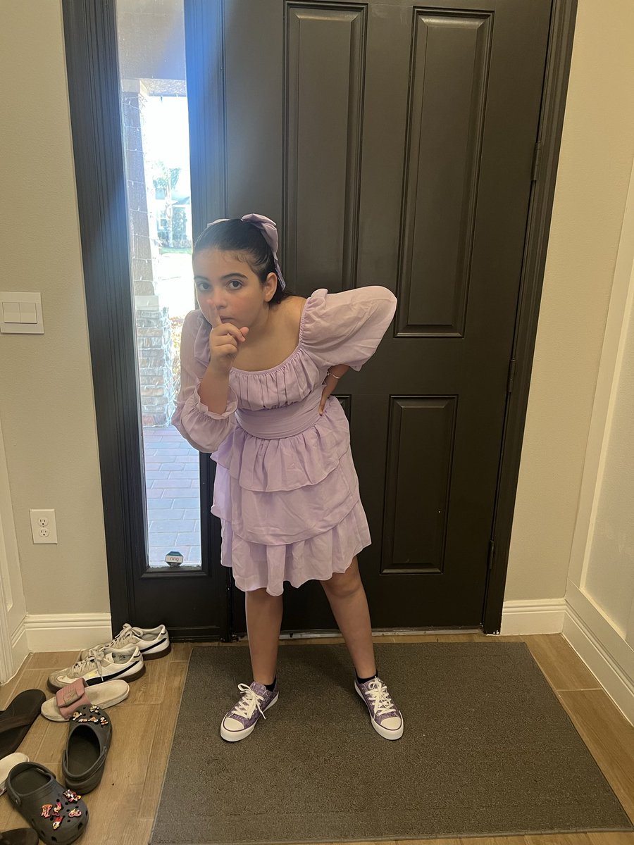 jtklein57's tweet photo. Hi @ImChelseaGreen &amp; @TheMattCardona, it’s Lizzy’s birthday today,  She ❤️ you.  She wanted to send a message one last time “Sorry you have to work during her party, you’re still both invited, it’s Wicked themed.  If you’re not in CHI you can come watch the Chamber w/ us on Sat!” https://t.co/cjTMO0eNsx
