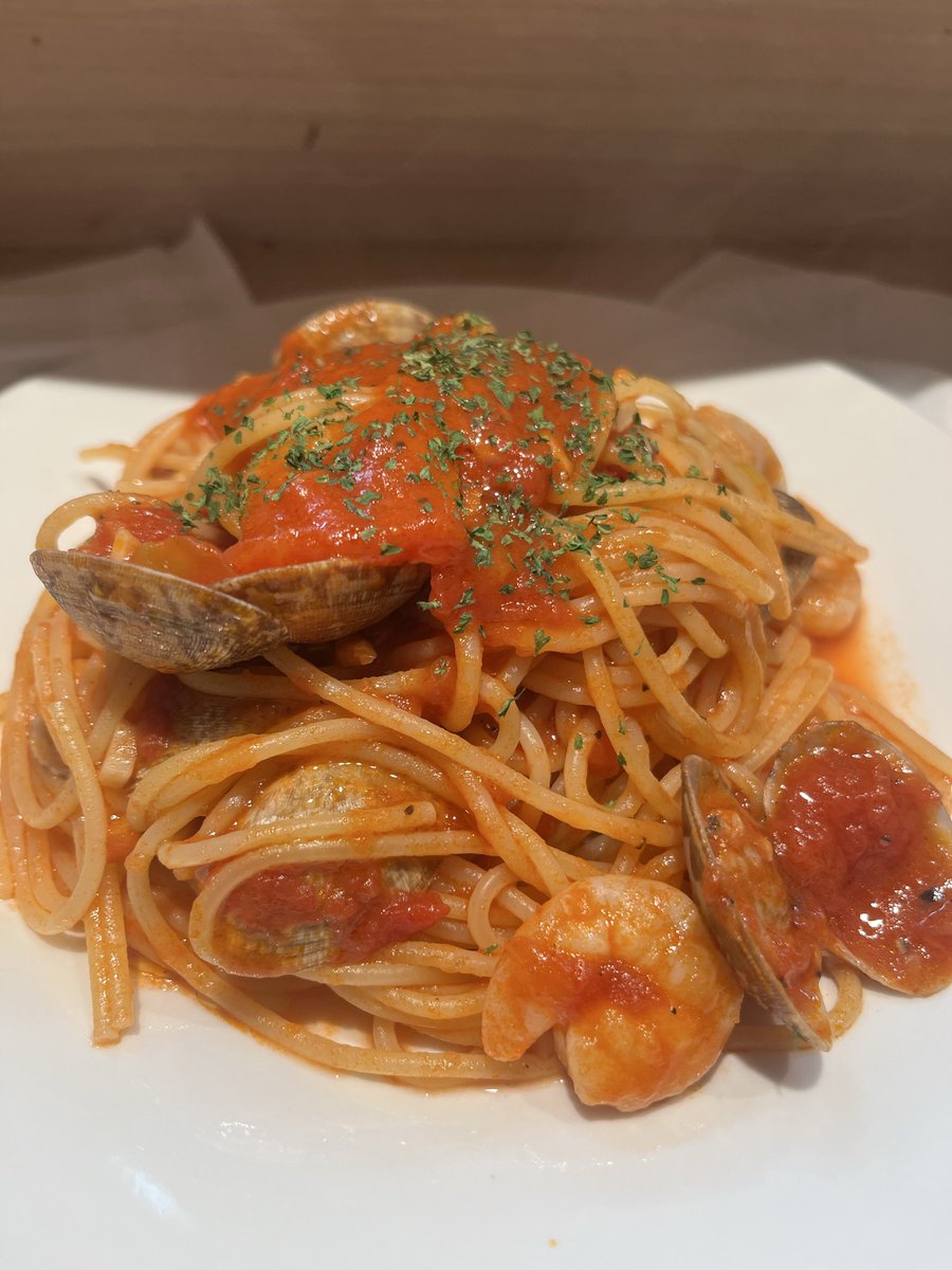 美味しくて楽しいお店
牡蠣と春菊の春巻き食べれてよかった♡
柚子サワーも美味しかったー😋
#間借りSWAN
#牡蠣
#柚子