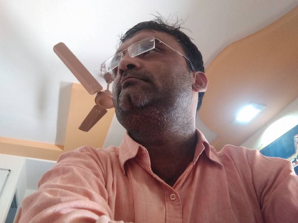 અરણ્ય ધામ ને અઝવાલે.
આજે દાઢી કરી જોઈ.