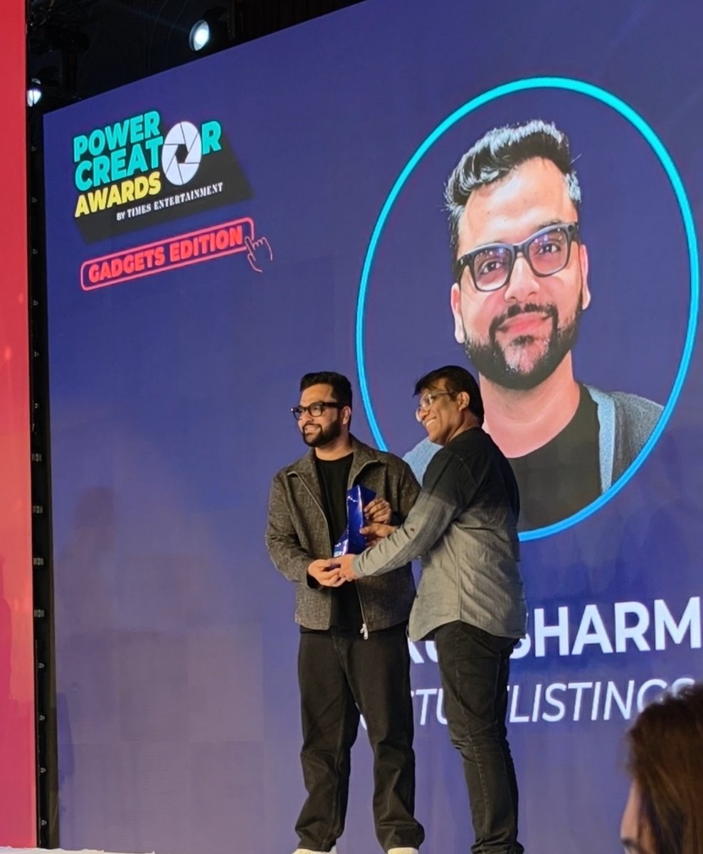 stufflistings's tweet photo. This one is for you #stufflistingsarmy ❤️

#GadgetsNowAwards2025 https://t.co/iqDuvTb43s