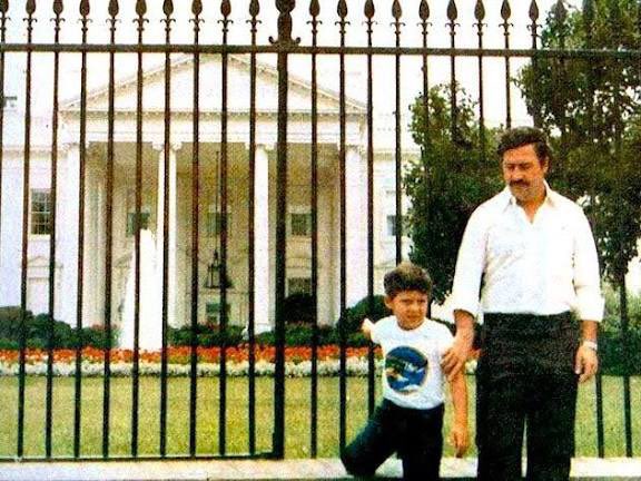 <a href="/droid254/">Droid</a> Him and his son infront of the White House whilst he was wanted. Just this picture settles it .
