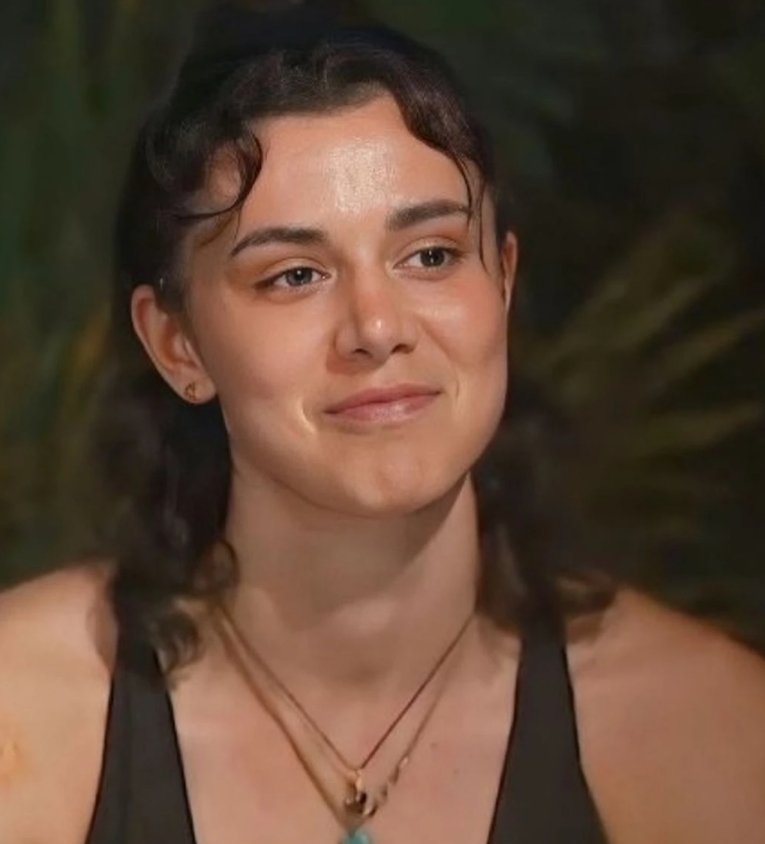 1Sinemgrls_'s tweet photo. 📸ŞAMPİYONLUK YOLUNDA KİTLE ÖLÇME ANKETİ🏆
Sms Finale kadar varmış. 1 oy bile önemli olacak. 💅
Nefiseyi seviyorum ve destekliyorum diyenler beğensin.💖
#Survivor2026   
#SurvivorAllstar   
#Nefise https://t.co/8BQQlvLuIe