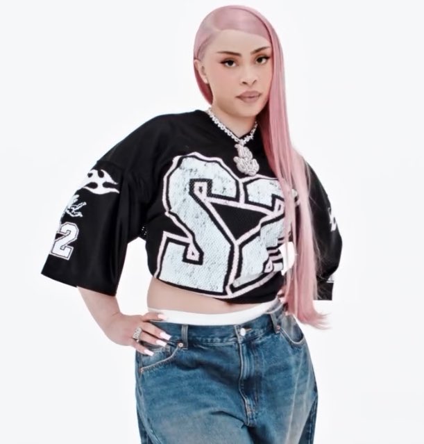 lilgummygoat's tweet image. ice spice for H&amp;amp;M &amp;amp; New York