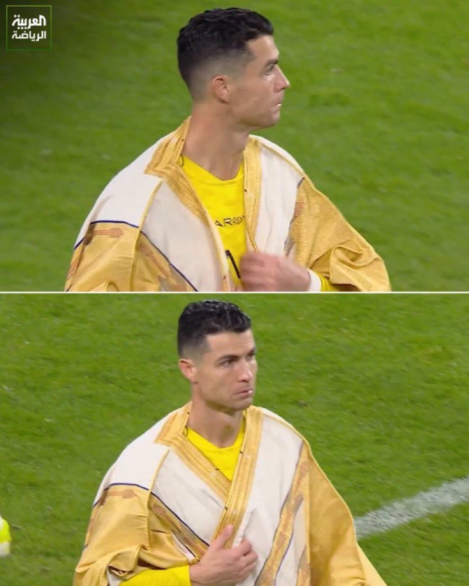 #الحقيقة_توجع 

- شفت مقطع للفراج يقول أنا اتفاقي لكنني أدافع عن الهلال

- طبعاً ستدافع عن الهلال

- لو كان (منتج برنامجك) ومن (يدعمك) ومن (يرزك) نصراوي كنت ستستميت دفاعاً عن النصر وتحارب الهلال

(لا نضحك على بعض 😉🤐)

- المهم ماعلينا
- النصر اعاد الصدارة بعد فارق ٧ نقاط🫢🤣