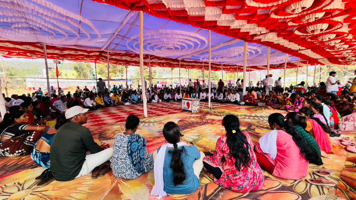 iimcdhenkanal's tweet photo. From listening to diverse stakeholders to observing development challenges up close, every interaction is shaping their perspective as emerging development journalists.
#grameencharcha
#developmentjournalism
#iimcdhenkanal
#learningbeyondclassroom https://t.co/peoWWyCZTm