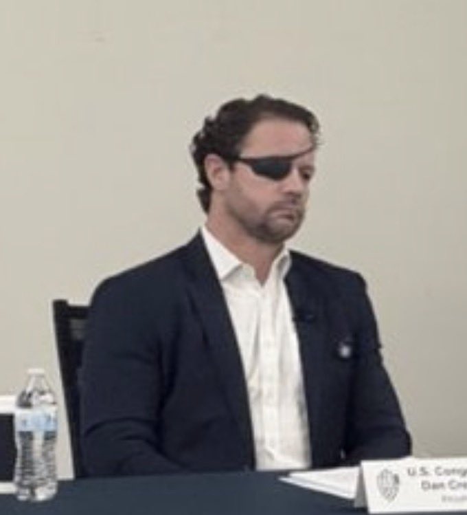 AvaZolari4TX's tweet photo. That face you make when you realize your gig is up!
Or you are hung over! 
Vote @PlumbNick to beat Dan Crenshaw!! https://t.co/orFm3M1bJ2