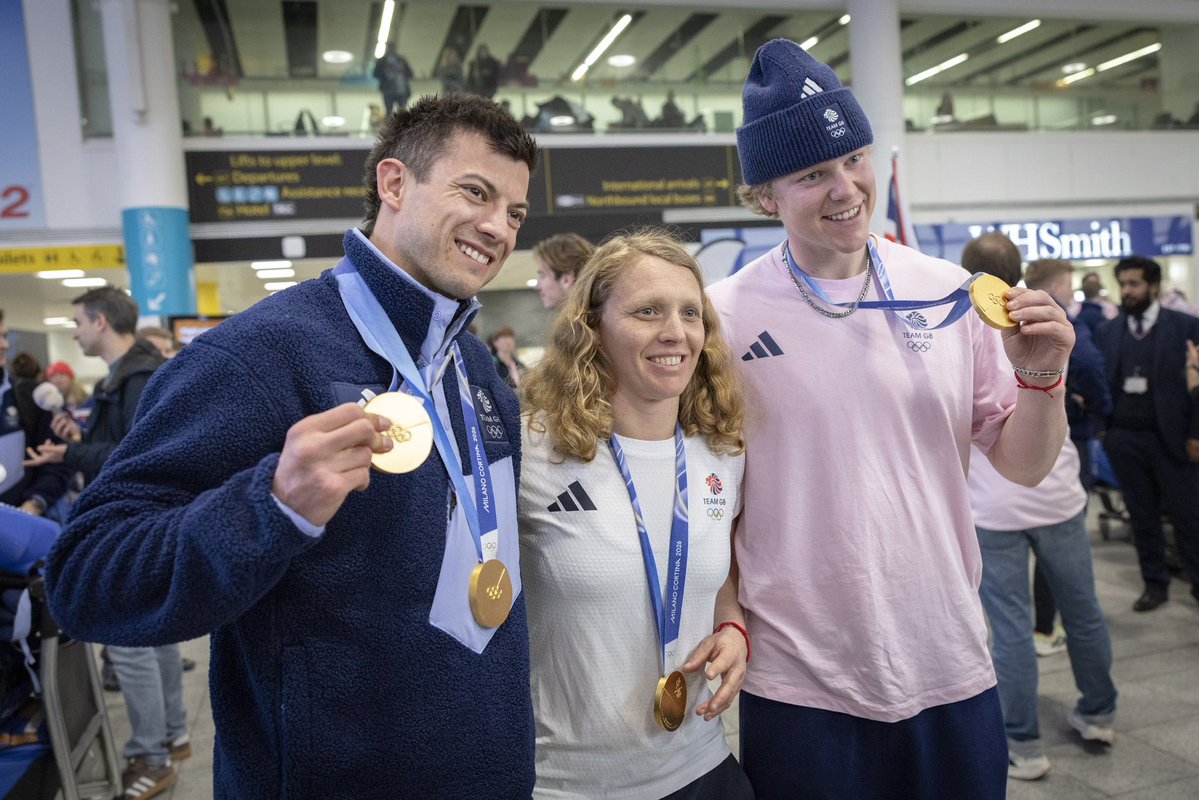 TeamGB's tweet image. Team GB’s athletes have touched down on home soil ❤️ 

#TeamGB | #MilanoCortina2026