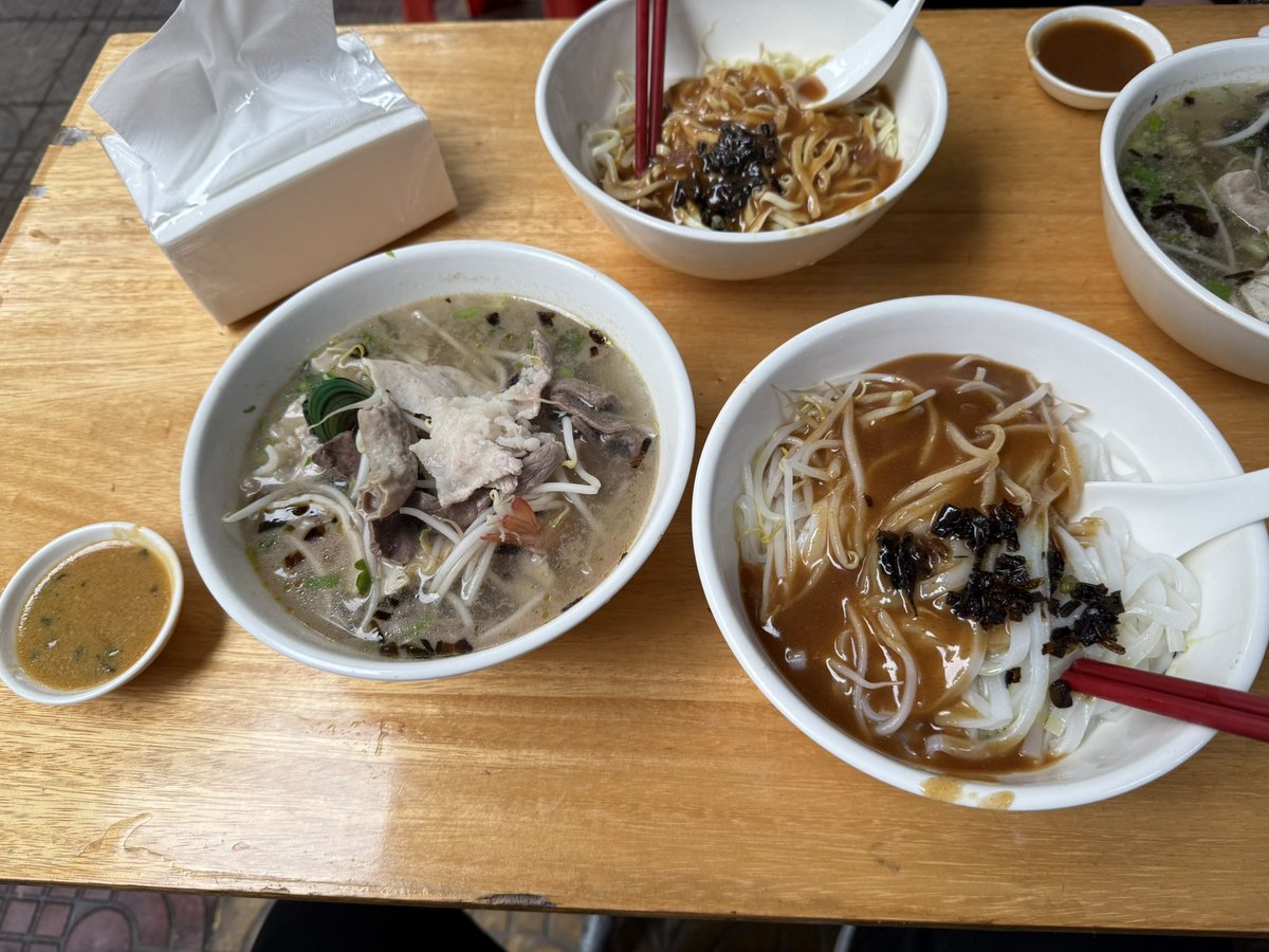 Answer217615's tweet photo. 我一定要再去亿次汕头，大半夜翻照片又饿了 https://t.co/PD6g1AvDGy