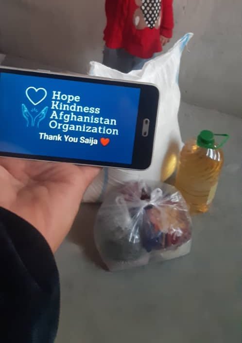 KhalylaHarito's tweet photo. We welcome new donors at https://t.co/sJLThvbSJB. Some wish to remain anonymous and others just donate without us knowing who they are. With this help we are able to continue to deliver food packages to mostly women and children in #Kabul #Afghanistan. The families are grateful https://t.co/vtoz1sdWnF
