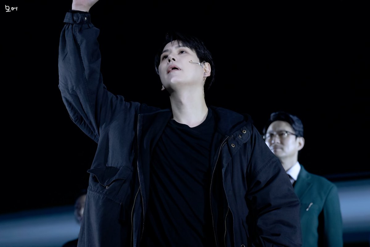 step_pic's tweet photo. 260221 데스노트

#규현 #KYUHYUN https://t.co/A7Jvd6st9w