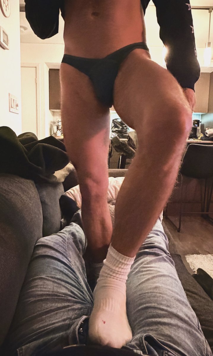 broafterdark's tweet photo. what happened next? 😏 https://t.co/09IYZa9Lb8